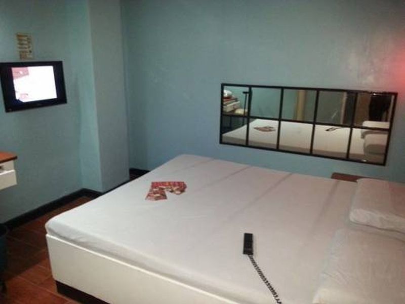 Hotel Sogo Edsa Caloocan Экстерьер фото