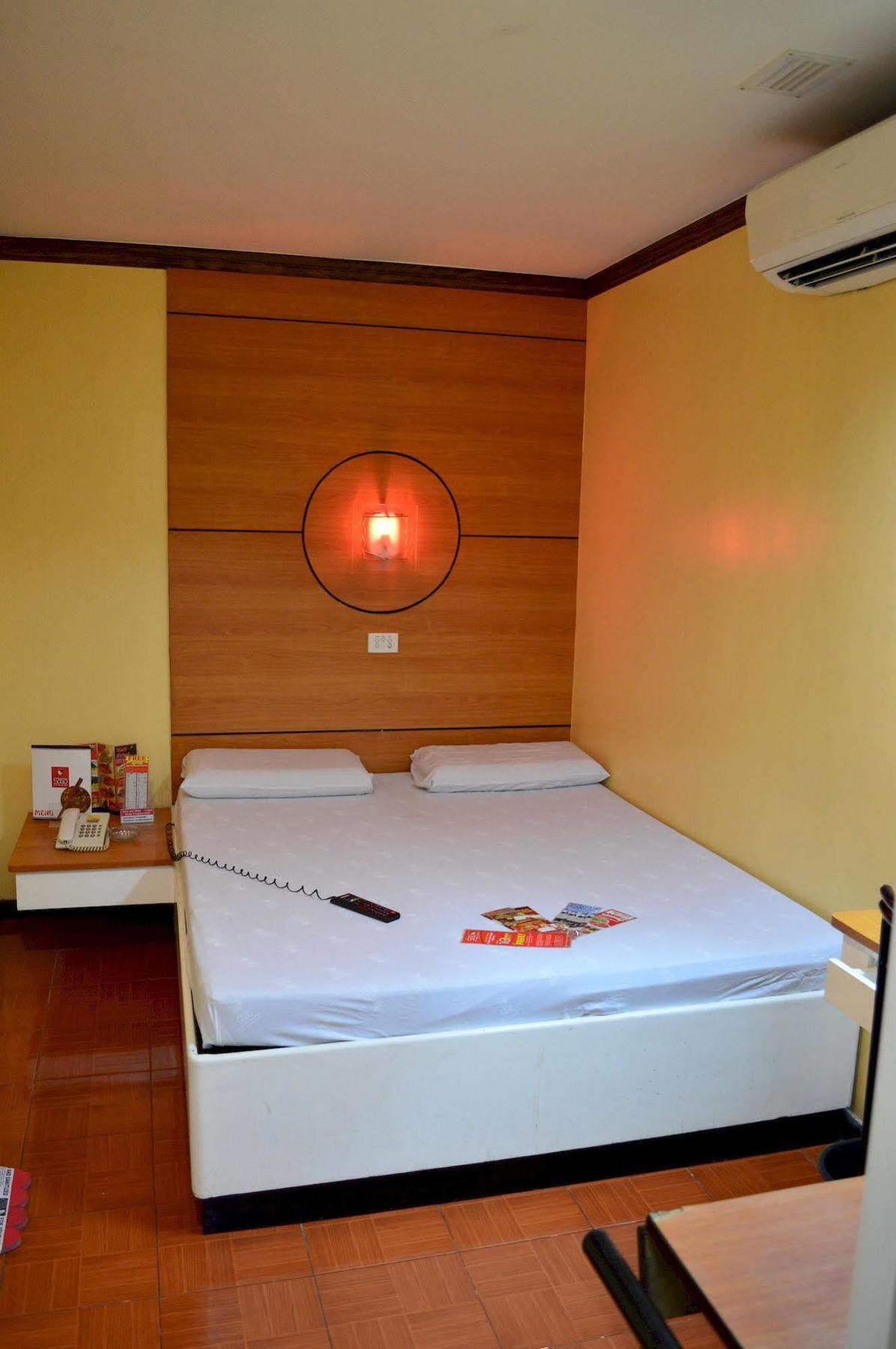Hotel Sogo Edsa Caloocan Экстерьер фото